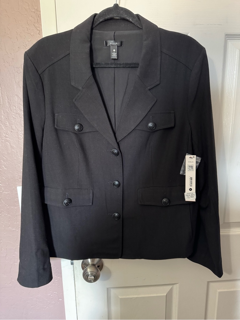 Aqua Black Women's Structured Button-Front Blazer